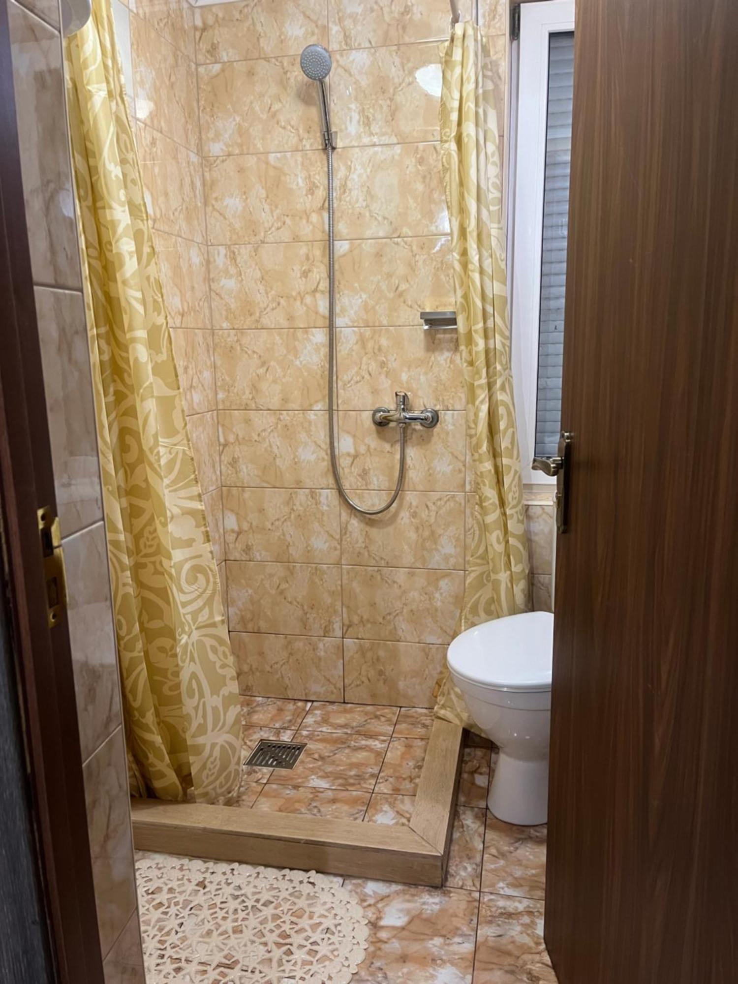Hotel Окремий Будинок-Апартаменти Rakoshyno Exterior foto